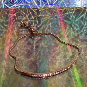 NWOT Adjustable Bracelet *rose*